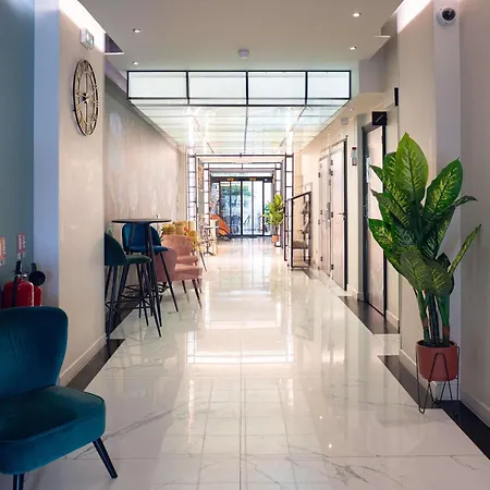 Hotell Ibis Styles Batignolles 3*
