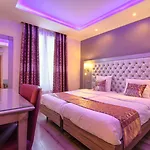 Ibis Styles Batignolles Hotel 3*