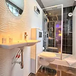 Ibis Styles Batignolles Hotel 3*