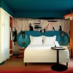 Ibis Styles Batignolles Hotel 3*