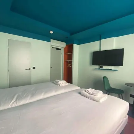 Ibis Styles Batignolles Paris