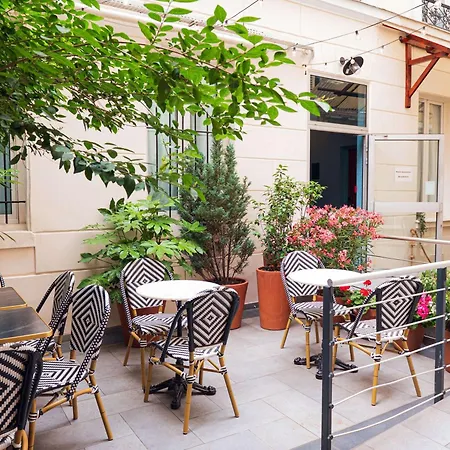 Ibis Styles Batignolles 3* Parijs