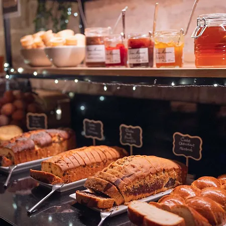 Ibis Styles Batignolles Paris