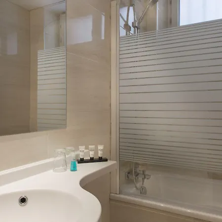 Ibis Styles Batignolles Hotell