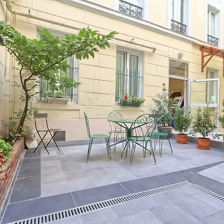 Ibis Styles Batignolles Hotel Paris