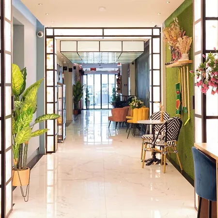 Ibis Styles Batignolles Paris