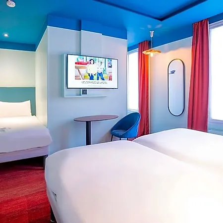 Ibis Styles Batignolles ホテル パリ