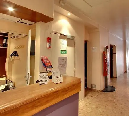 Ibis Styles Batignolles 3*