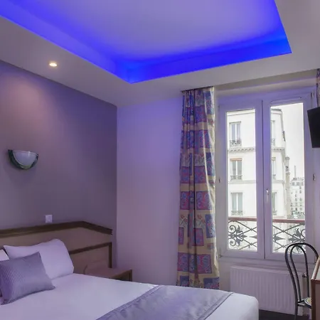 Hotel Ibis Styles Batignolles 3*