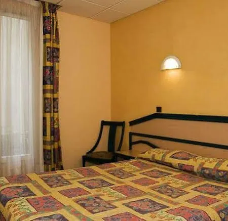Ibis Styles Batignolles Hotel