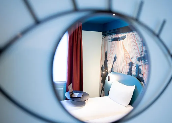 Ibis Styles Batignolles 3* パリ