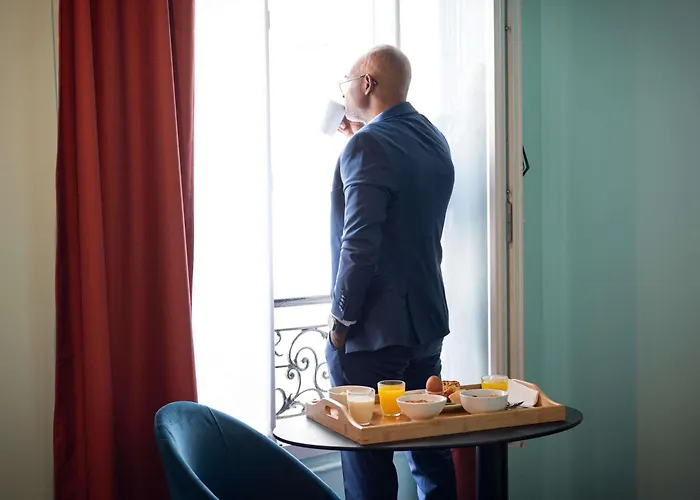 ホテル Ibis Styles Batignolles パリ