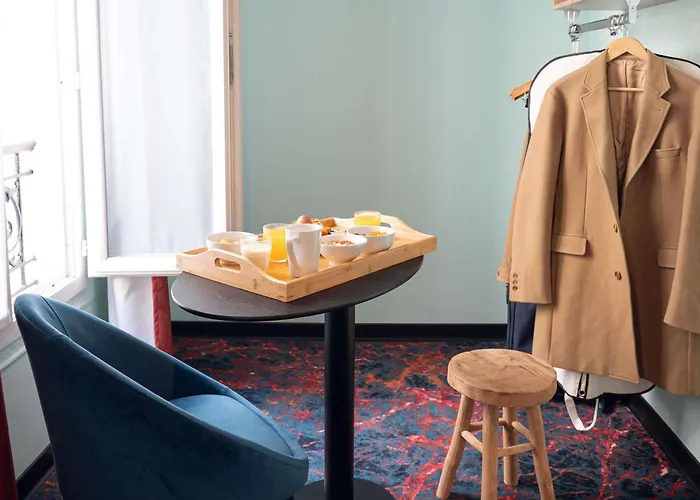 ホテル Ibis Styles Batignolles 3*