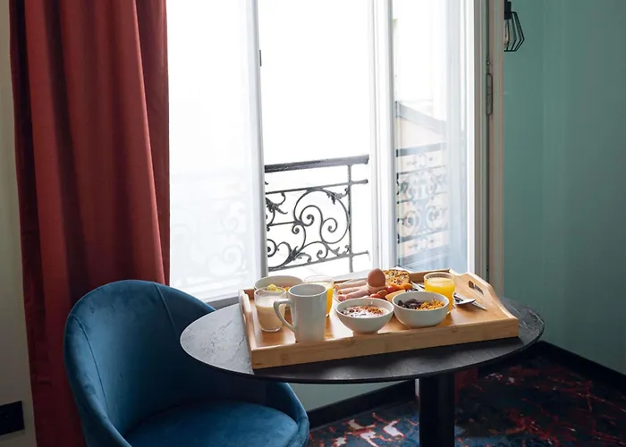 Ibis Styles Batignolles 3* パリ