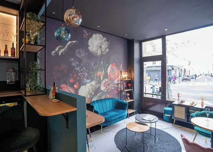 Ibis Styles Batignolles パリ