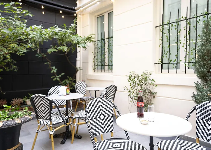 Ibis Styles Batignolles ホテル